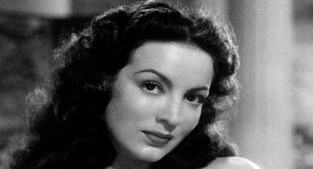 MARÍA FÉLIX ES LA DUEÑA DEL METRO, ¿QUIÉN SE LO REGALÓ?