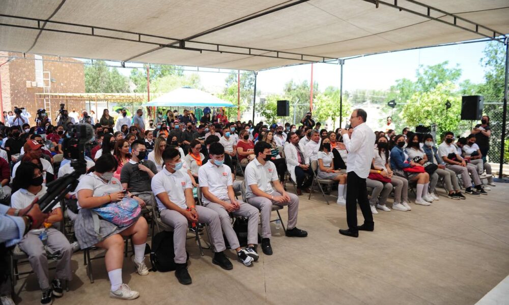 GOBIERNO DEL ESTADO LLEVA EDUCACIÓN SEXUAL Y ESPACIOS DEPORTIVOS A NOGALES