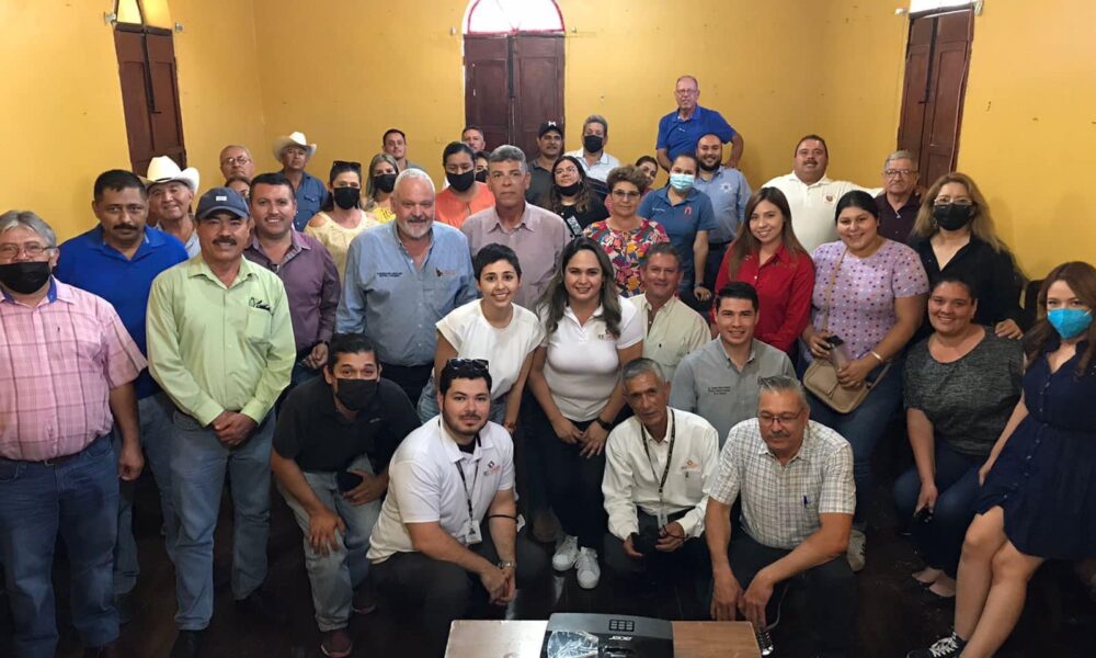 RECIBEN FUNCIONARIOS MUNICIPALESCAPACITACIÓN POR PARTE DEL IEE SONORA