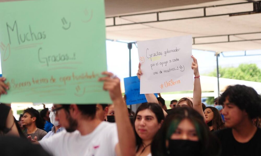 LLEGÓ PARA QUEDARSE EL PROGRAMA DE BECAS “SONORA DE OPORTUNIDADES”: DURAZO