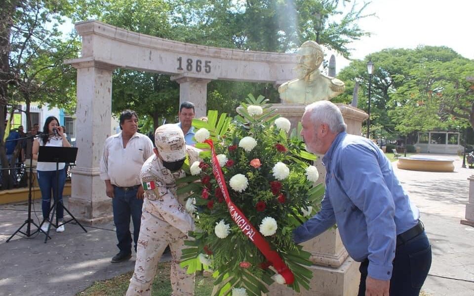 HONRAN 200 AÑOS DEL NATALICIO DEL GRAL. ANTONIO ROSALES