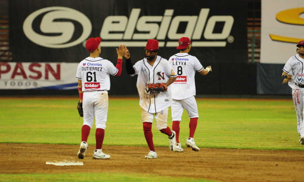 VUELVE LA FIESTA DEL BEISBOL A NAVOJOA CON CONTUNDENTE TRIUNFO DE MAYOS