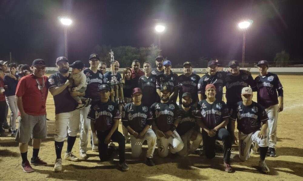 BOMBEROS CAMPEÓN DE LA LIGA MUNICIPAL DE SOFTBOL