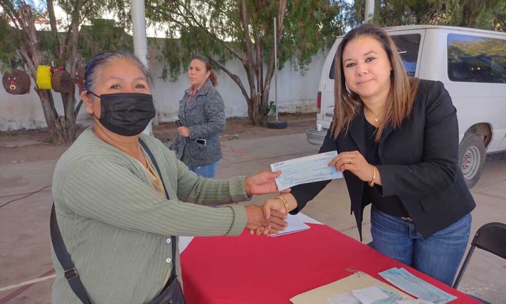 ENTREGA DIF ÁLAMOS ESTÍMULOS ECONÓMICOS A PERSONAS CON DISCAPACIDAD