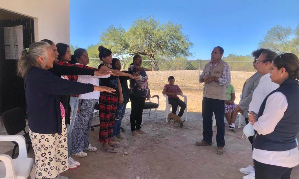 TOMAN PROTESTA AL COMITÉ DE SALUD EN LA COMUNIDAD DE EL PASO