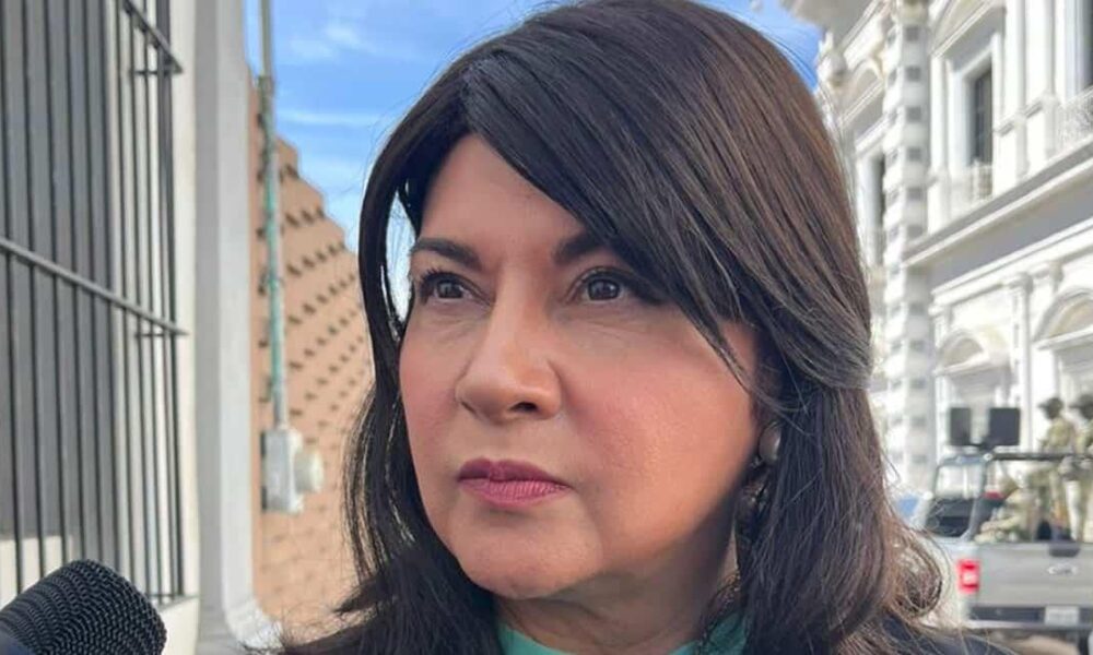 CLAUDIA ÍNDIRA CONTRERAS PRESENTA SU RENUNCIA COMO FISCAL DE SONORA