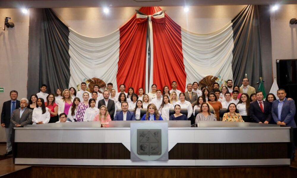 NIÑA DE BABOYAHUI VENCE EL MIEDO Y PARTICIPA EN CONCURSO “PARLAMENTO JUVENIL 2023”