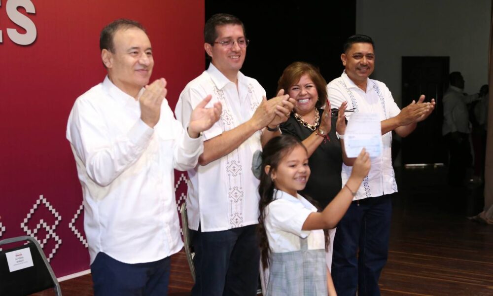 EL ZANCUDO | BECAS ESTUDIANTILES, A RANGO CONSTITUCIONAL